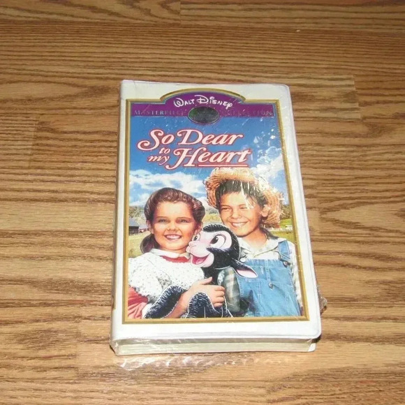 Walt Disney Masterpiece Collection “SO DEAR TO MY HEART” (VHS)~SEALED! - Picture 1 of 4